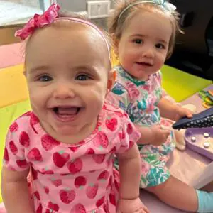 Isabella & Sofia